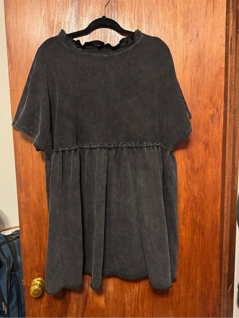 Women’s Plus Size Black Ruffle Acid Wash Dress 2XL
